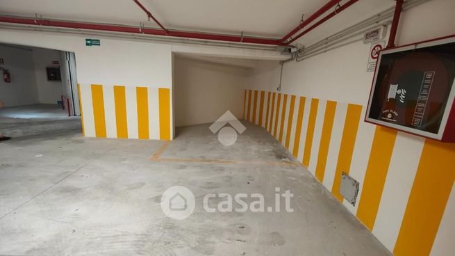 Garage/posto auto in residenziale in Via dei Sabini 21