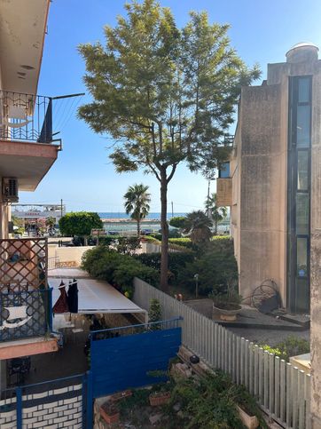 Appartamento in residenziale in Via Serapide