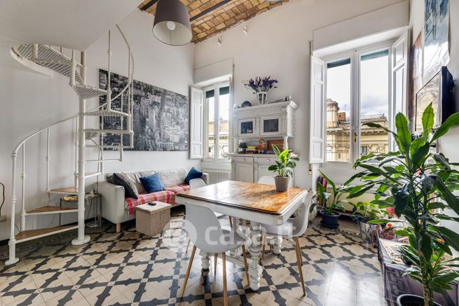 Attico/mansarda in residenziale in Viale di Trastevere 143