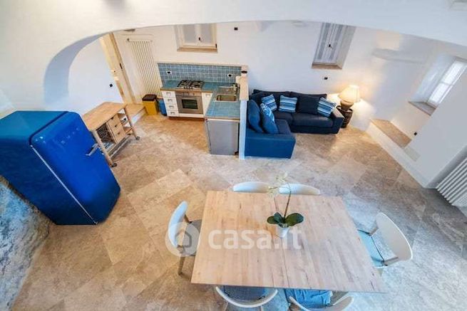 Appartamento in residenziale in Strada del Pino 8