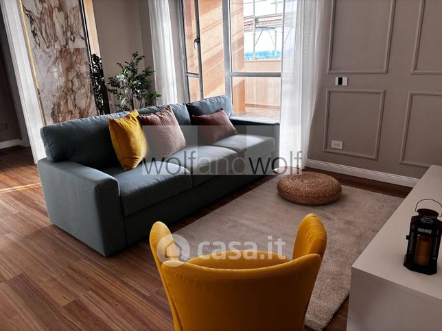 Appartamento in residenziale in Via Sporting Mirasole 25