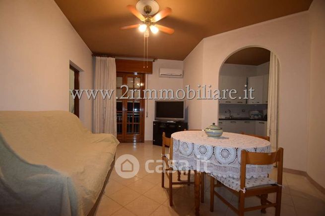 Casa indipendente in residenziale in Via Salemi