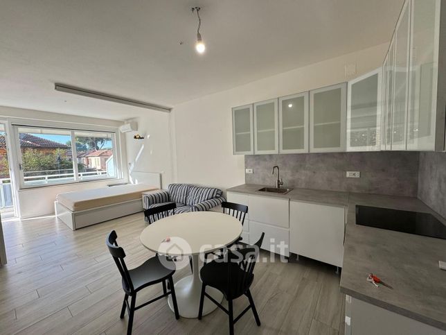 Appartamento in residenziale in Viale Volturno 33