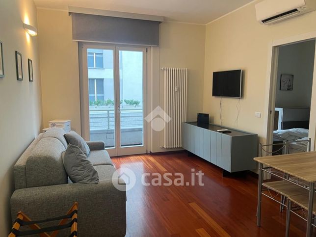 Appartamento in residenziale in Via del Fusaro 9