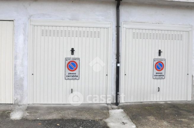Box/posto auto in residenziale in Via Torino