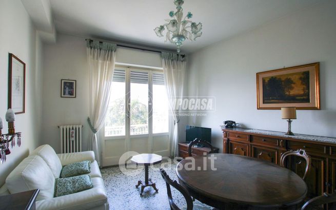 Appartamento in residenziale in Viale Nicola Ciccolungo 152