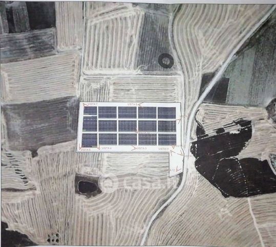 Terreno agricolo in commerciale in 