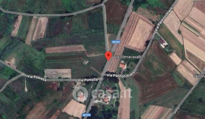 Box/posto auto in residenziale in Via Sferracavalli