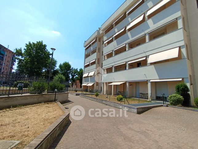 Appartamento in residenziale in Via Robecco 85