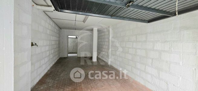 Box/posto auto in residenziale in 