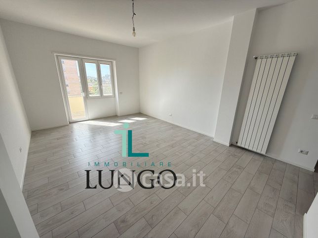 Appartamento in residenziale in Via Don Carlo Torello 45