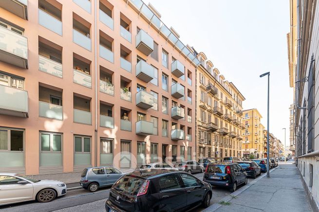 Appartamento in residenziale in Via Giuseppe Giacosa 28