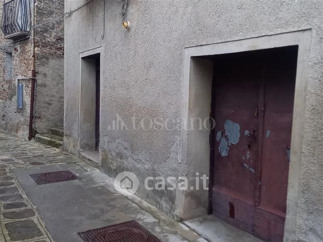 Casa indipendente in residenziale in Via San Pietro