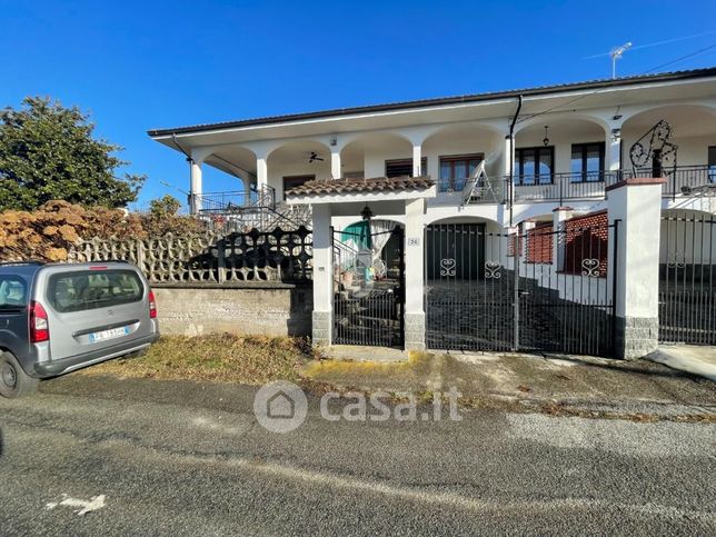 Villa in residenziale in Strada Vecchia per Agliè 24