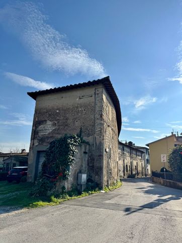 Appartamento in residenziale in Via San Quirico 14