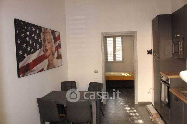 Appartamento in residenziale in Via Diocleziano 60