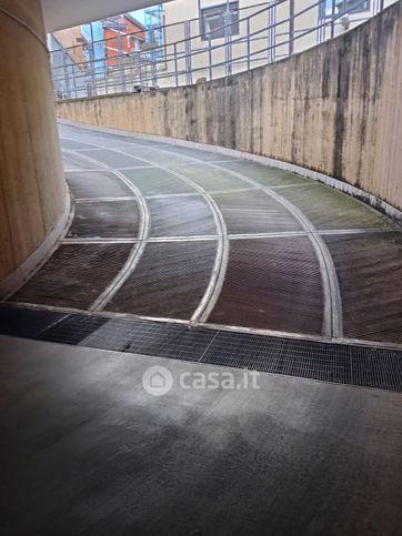 Box/posto auto in residenziale in Via Michelangelo Cianciulli 5