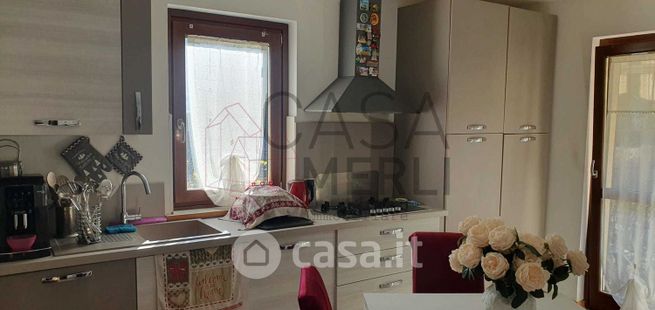 Appartamento in residenziale in Via Edelweiss 12