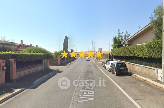 Villa in residenziale in Via Valle dell'Aniene