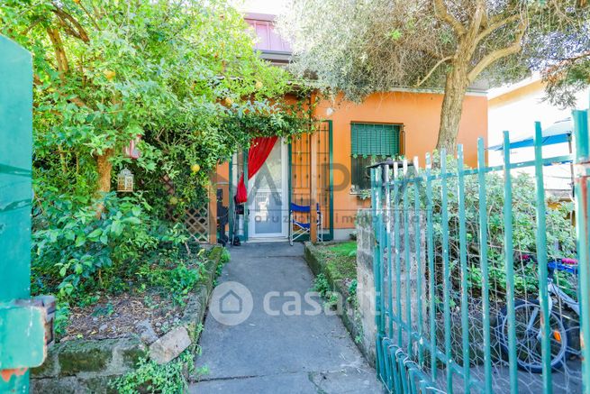 Casa indipendente in residenziale in Viale G. Matteotti 16