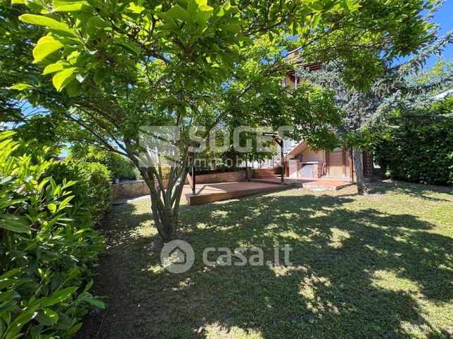 Appartamento in residenziale in Via del Moro Bianco
