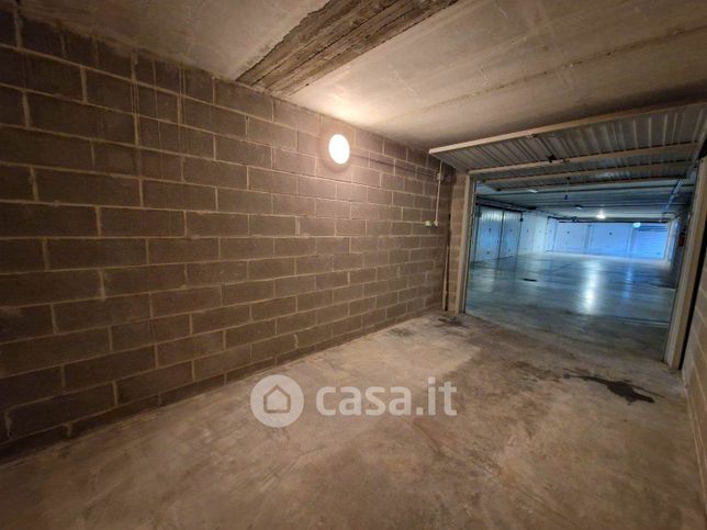 Box/posto auto in residenziale in 