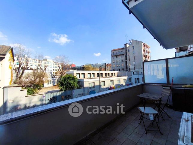 Appartamento in residenziale in Via Breno 1