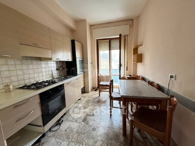 Appartamento in residenziale in Viale Monte Sirente