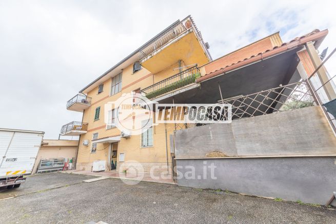 Appartamento in residenziale in Via Francica 64