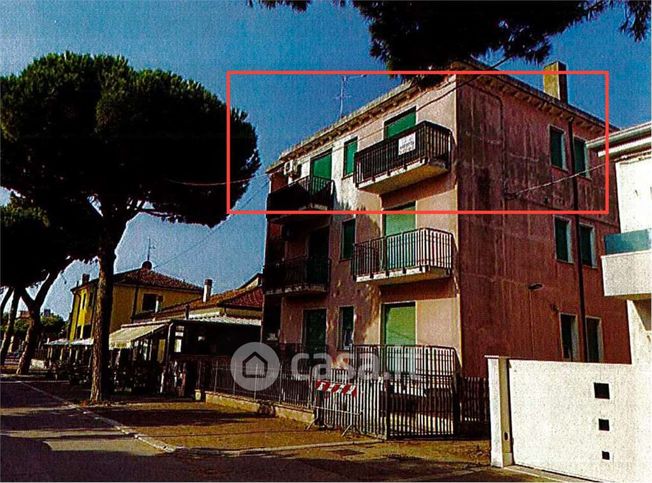 Appartamento in residenziale in Viale Ugo Bassi