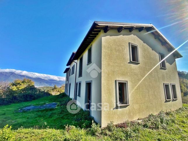 Casa indipendente in residenziale in