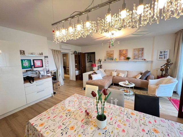 Appartamento in residenziale in Via Barbieri