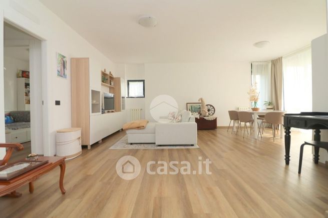 Appartamento in residenziale in Via Luigi Capuana 1