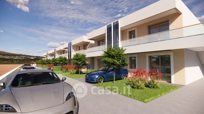 Casa indipendente in residenziale in Strada Prima di Contrada Guirro