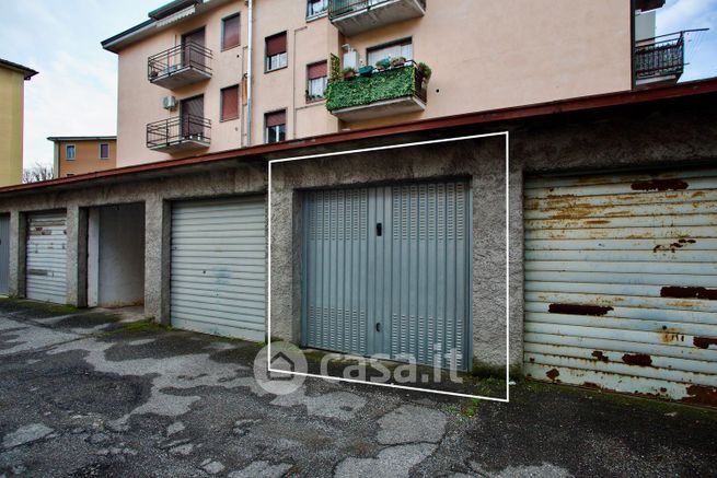 Garage/posto auto in residenziale in Piazza della Repubblica 1