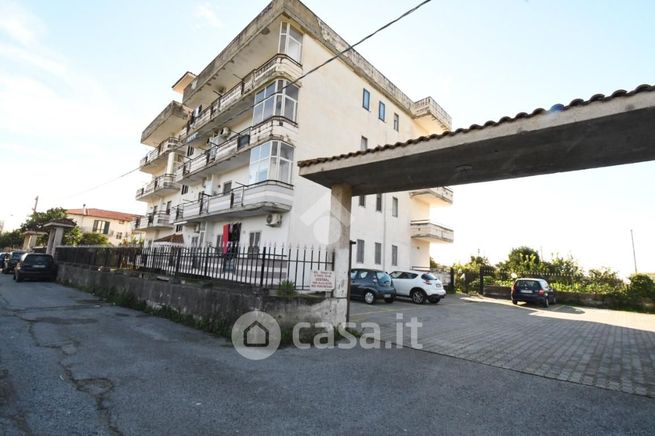 Appartamento in residenziale in Via Ostaglio 110