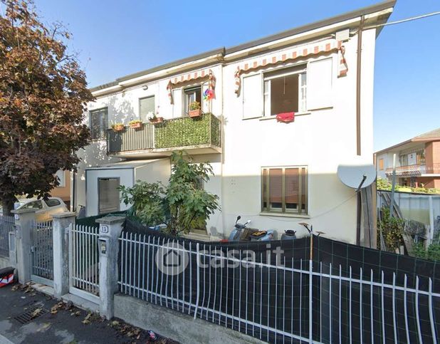 Appartamento in residenziale in Via Elena Valmarana 15
