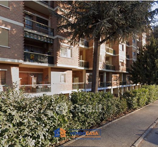 Box/posto auto in residenziale in Corso Francia 139
