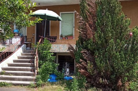 Casa bi/trifamiliare in residenziale in Via Mondetti