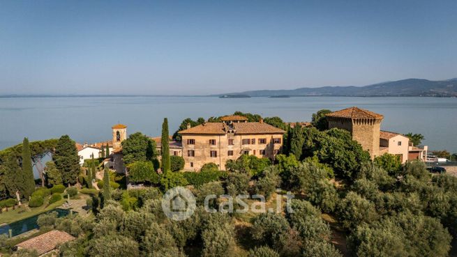 Villa in residenziale in Via dell' Università