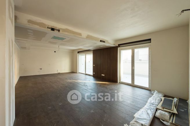 Appartamento in residenziale in Via Michele Berloco 44