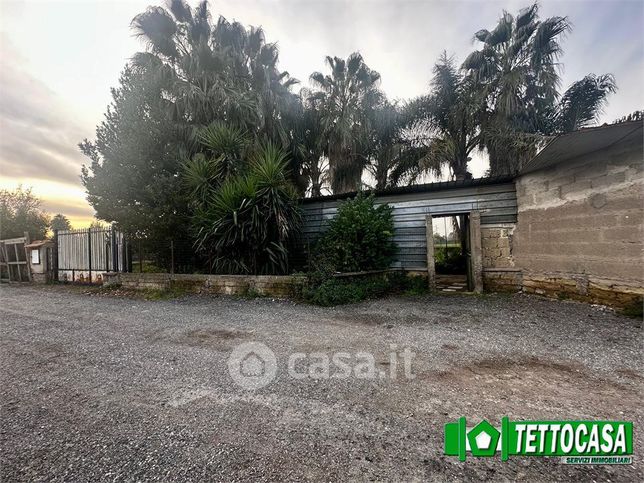 Rustico/casale in residenziale in 