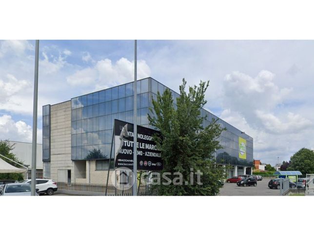 Ufficio in commerciale in Via Caduti del Lavoro