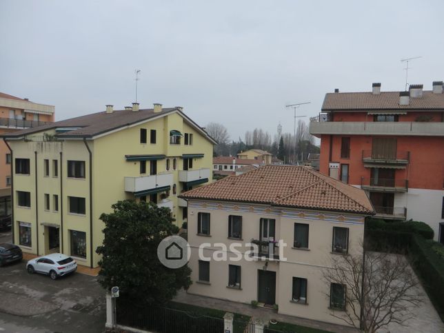 Appartamento in residenziale in Via Paolo Veronese