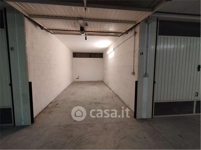 Box/posto auto in residenziale in 