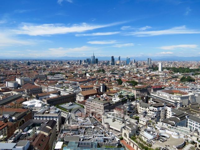 Attivitã /licenza (con o senza mura) in commerciale in Corso Lodi