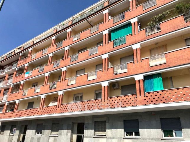 Appartamento in residenziale in Via Ludovico Bellardi 111