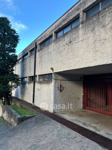 Box/posto auto in residenziale in Via Vincenzo Vela