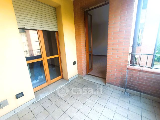 Appartamento in residenziale in Via Fratelli Manfredi