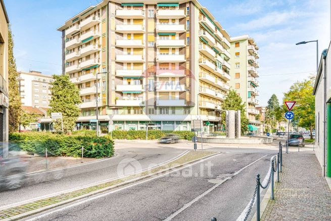 Appartamento in residenziale in Viale U. Maspero 2